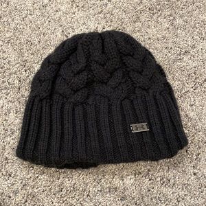 Under Armor charcoal knit beanie